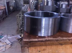 ASTM A182 F904L UNS N08904 1.4539 Σφηνωμένη υποδοχή σπείρωμα αγκώνα tee καπάκι σταυρό σύζευξη