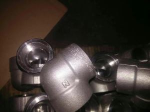 UNS N08825 2. 4858  Σφυρήλατο πηνίο με σπείρωμα αγκώνα Tee Cap Cross Coupling